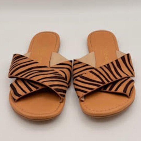 Melrose Ave Zebra Print Crisscross Slide Sandals Tan/Black Women’s Size 7 - Picture 2 of 8